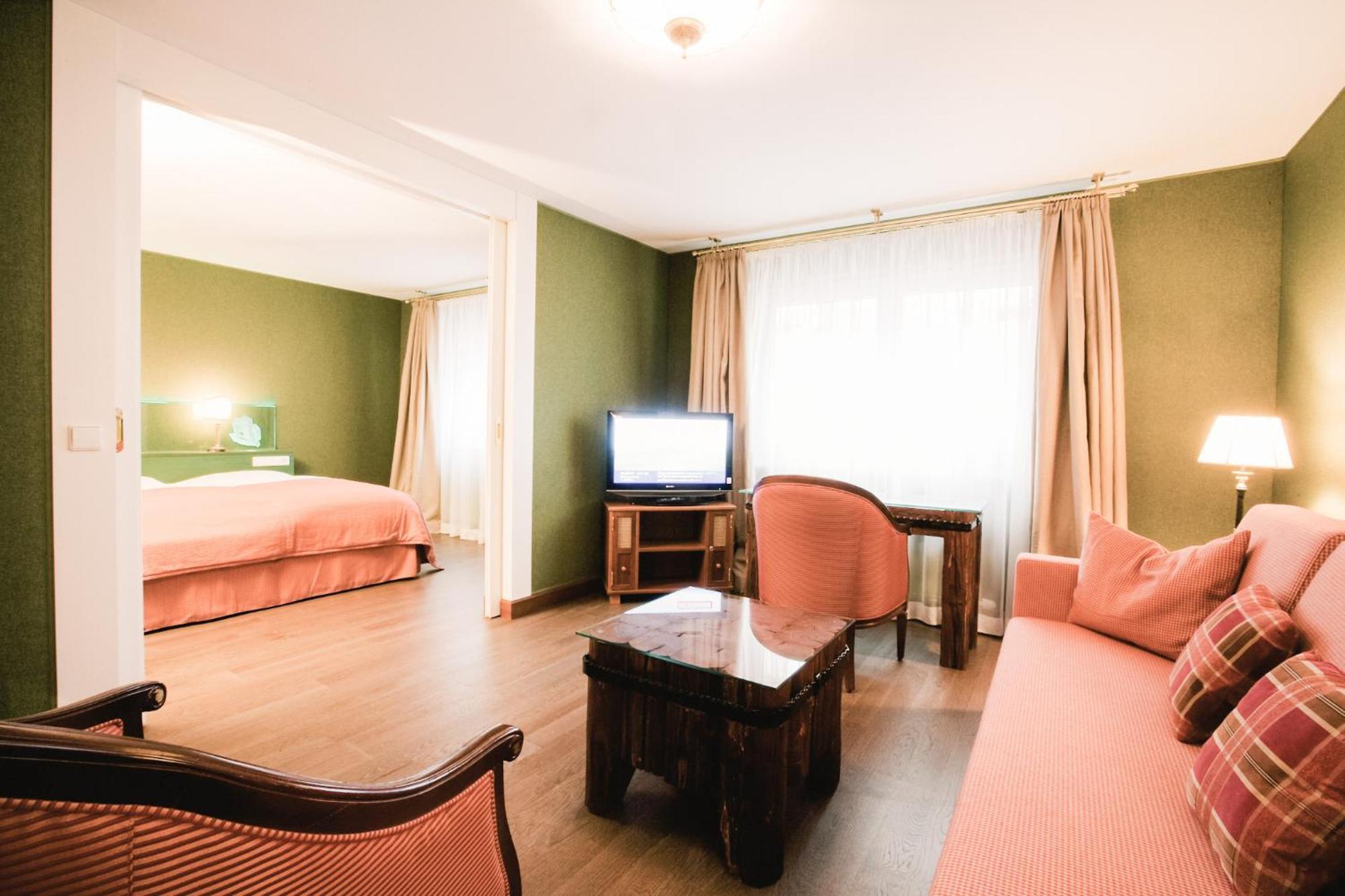 Hotel Steiner Superior اوبرتاورن المظهر الخارجي الصورة
